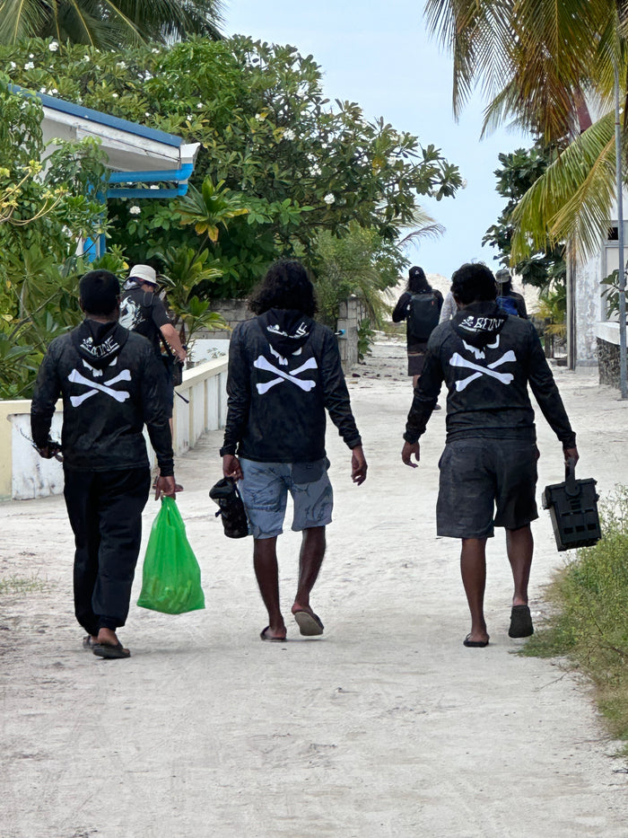 Exploring Maldives, Local Way